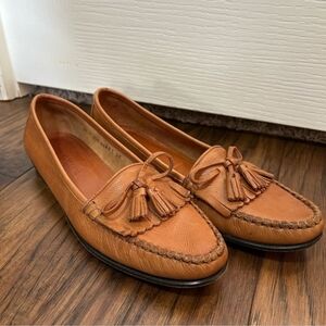 Cole Haan Vintage Tan Tassel Leather Loafers Size AAAA 9.5
